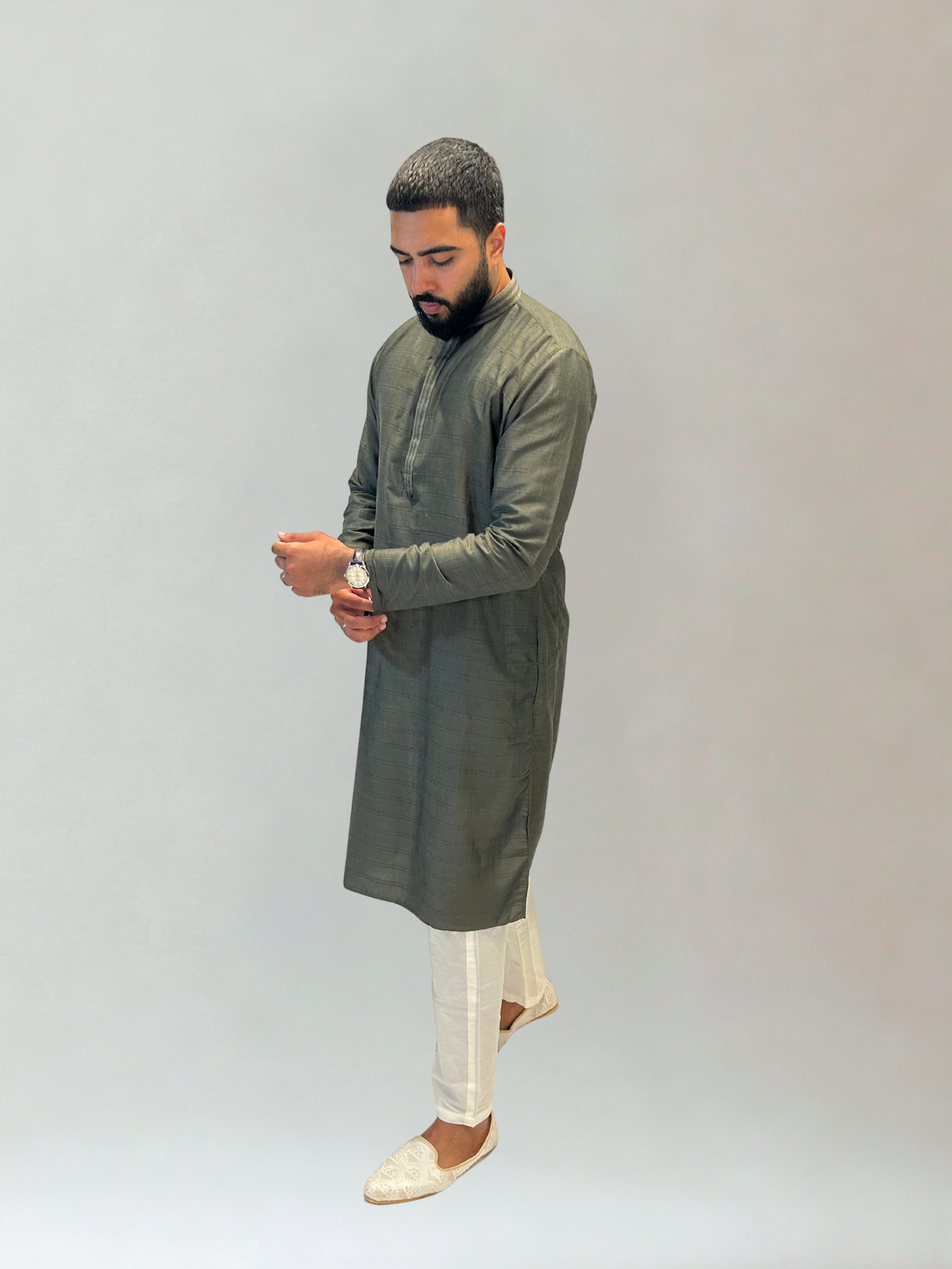 Mehndi Thread and Sequin Kurta Set