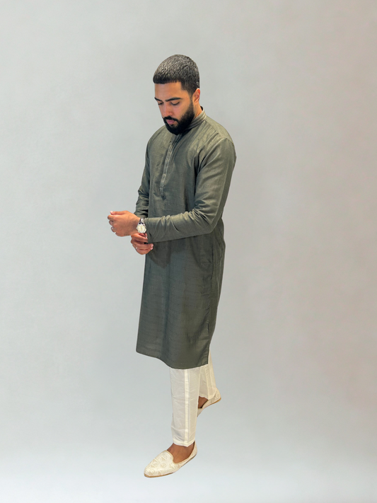 Mehndi Thread and Sequin Kurta Set